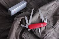 Лот: 9120590. Фото: 5. Швейцарский нож Victorinox Camper...