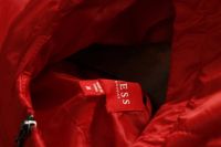Лот: 14822509. Фото: 4. Куртка guess. Красноярск