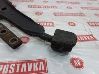 Лот: 20896565. Фото: 8. Рычаг подвески нижний Nissan Liberty...
