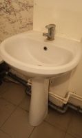 Лот: 18048582. Фото: 2. Ванна + раковина + смесители от... Сантехника, водопровод