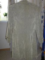 Лот: 1599596. Фото: 3. Вельветовое пальто. Одежда, обувь, галантерея