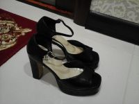 Лот: 11325118. Фото: 2. Босоножки натуральная лакированная... Женская обувь