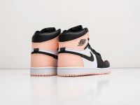 Лот: 16934649. Фото: 3. Кроссовки Nike Air Jordan 1 Mid. Одежда, обувь, галантерея