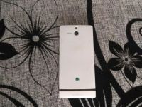 Лот: 11088577. Фото: 2. Смартфон Sony Xperia U (белый). Смартфоны, связь, навигация