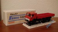 Лот: 715593. Фото: 2. камаз 53212 красный, в упаковке. Моделизм