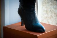 Лот: 3089897. Фото: 3. Сапожки женские 37 размера. Одежда, обувь, галантерея