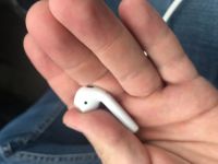 Лот: 14329977. Фото: 5. Apple AirPods 1st gen наушники