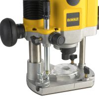Лот: 10168088. Фото: 5. Фрезер DeWALT DW 621