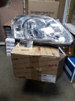 Лот: 9277038. Фото: 2. Фара правая runx / alex 04-06... Автозапчасти