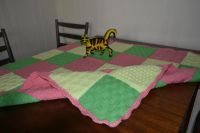 Лот: 7074802. Фото: 2. Плед детский ручной работы. Вязание, шитье