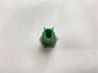 Лот: 21435133. Фото: 3. Датчик давления масла Mazda Mpv... Авто, мото, водный транспорт