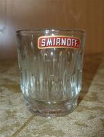 Лот: 1785019. Фото: 2. Подарочный набор стопок Smirnoff. Посуда, кухонная утварь