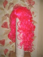 Лот: 8717071. Фото: 2. парик розовый кудрявый,новый. Праздничные костюмы, аксессуары