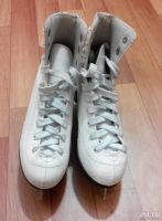 Лот: 8600863. Фото: 2. Коньки детские фигурные р.35. Спортивные товары