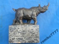 Лот: 5820564. Фото: 3. носорог.бронза.камень.европа.19см... Коллекционирование, моделизм