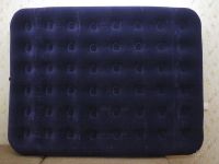 Лот: 2830594. Фото: 2. Надувной матрас-кровать двухместный... Туризм