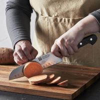 Лот: 24959118. Фото: 4. Нож сантоку Zwilling Pro с фестончатой... Красноярск