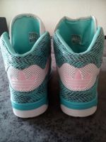 Лот: 11019134. Фото: 2. Adidas кроссовки. Женская обувь