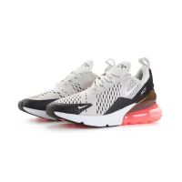 Лот: 11210015. Фото: 2. NIKE AIR MAX 270. Женская обувь