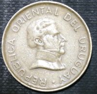 Лот: 12672536. Фото: 2. Экзотика с рубля (16059) Уругвай. Монеты