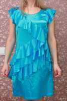 Лот: 8091610. Фото: 3. Платье атласное бирюзовое. Одежда, обувь, галантерея
