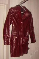 Лот: 891338. Фото: 2. Плащ женский из кожзама р 42-44. Женская одежда