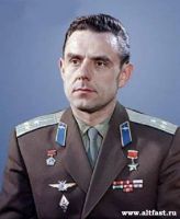 Лот: 11466981. Фото: 4. Значок: Памятник Космонавту В... Красноярск