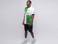 Лот: 24975403. Фото: 2. Футбольная форма Nike FC Liverpool. Спортивная одежда