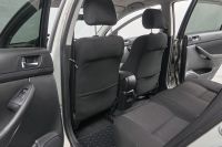 Лот: 22488984. Фото: 12. Toyota Avensis 2007