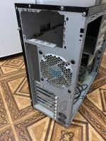 Лот: 15667983. Фото: 6. Компьютерный корпус Gigabyte Poseidon