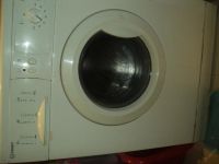 Лот: 5963961. Фото: 2. Стиральная машинка Indesit. Крупная бытовая техника