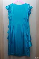 Лот: 8091610. Фото: 2. Платье атласное бирюзовое. Женская одежда