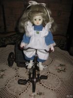 Лот: 13857653. Фото: 2. Винтажная голубоглазая фарфоровая... Игрушки