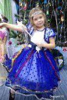 Лот: 11481646. Фото: 3. Шикарное платье. Дети растут