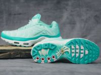 Лот: 14958329. Фото: 3. Кроссовки Nike Air Max Plus Satin... Одежда, обувь, галантерея