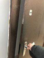 Лот: 21375320. Фото: 2. Дверь входная. Двери, окна, фурнитура