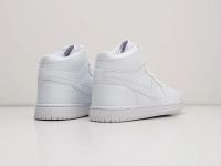 Лот: 24979575. Фото: 5. Кроссовки Nike Air Jordan 1 Mid