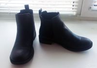 Лот: 9952303. Фото: 2. Ботинки H and M. Женская обувь