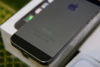 Лот: 6211457. Фото: 4. Iphone 5s 32gb Space Gray (РСТ...