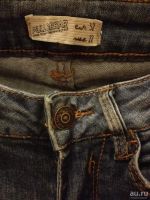 Лот: 8117832. Фото: 2. Джинсы Pull And Bear с дырками. Женская одежда