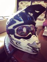 Лот: 4004569. Фото: 2. Шлем ZEUS BLUE L. Мототехника