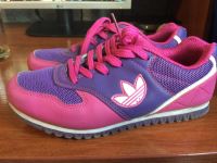Лот: 4025676. Фото: 2. Кроссовки Adidas, обмен. Женская обувь
