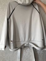 Лот: 20038460. Фото: 2. Спортивная куртка- ветровка Adidas... Женская одежда