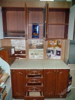 Лот: 2236071. Фото: 2. Итальянский орех (1800). Кухонная мебель