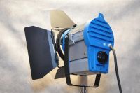 Лот: 4966299. Фото: 2. Кинопрожектор профессиональный... Фото, видеокамеры, оптика