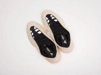 Лот: 16161986. Фото: 5. Кроссовки Adidas Yeezy Boost 700...