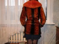 Лот: 6694546. Фото: 2. Шуба мутоновая. Женская одежда
