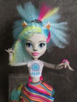 Лот: 21114291. Фото: 2. Кукла Monster High Silvi Timberwolf... Игрушки