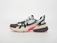 Лот: 24974009. Фото: 2. Кроссовки Nike V2K Run. Женская обувь