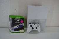Лот: 16638348. Фото: 4. Xbox one s 1 TB / 1 геймпад... Красноярск